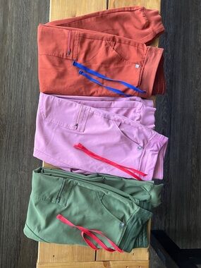 Figs Women's Jogger Scrub Pants — Rust, Pink, Olive